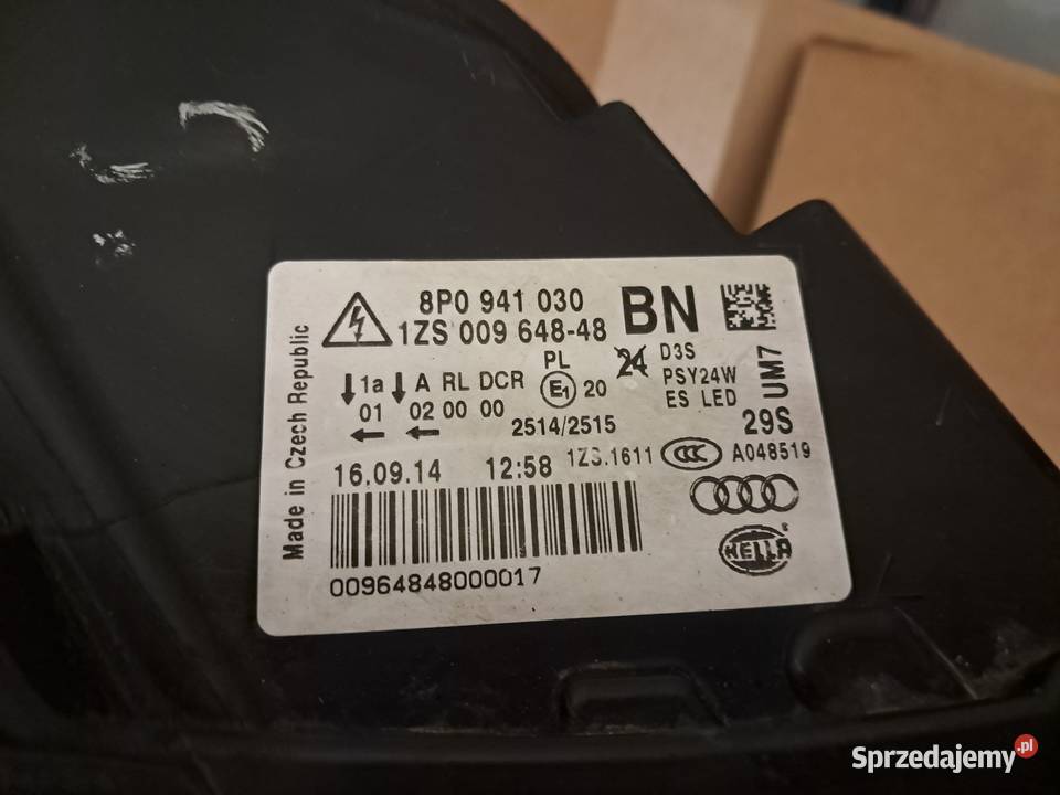 Lampa ksenon skrętny Audi A3 8P0941030 BM Lampy przednie Siennica