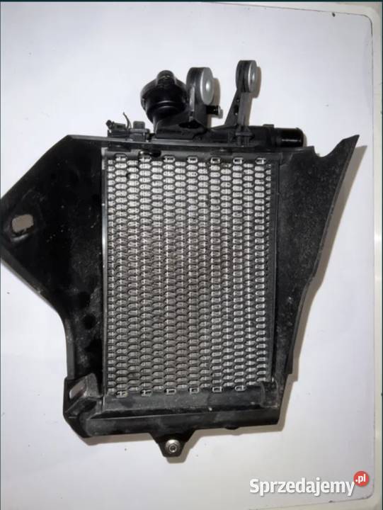 chłodnica prawa z wentylatorem osłoną BMW wielkopolskie Ostrów Wielkopolski
