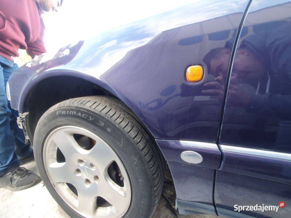 BŁOTNIK LEWY PRZÓD AUDI A8 D2 LZ3 PRZED LIFT osobowe Lipno