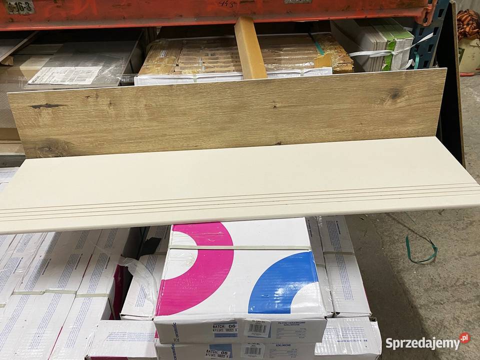 stopnica gresowa schody krem drewno 30x120 Zakopane