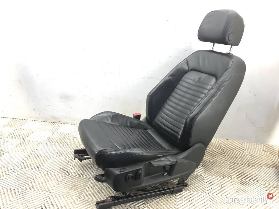 FOTELE KANAPA KOMPLET VW PASSAT B8 SedanLimuzyna osobowe podkarpackie sprzedam