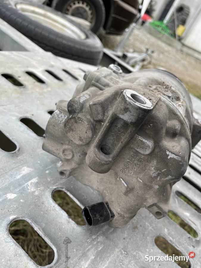 Sprężarka klimatyzacji VW Touran 20TDI 08r Darłowo