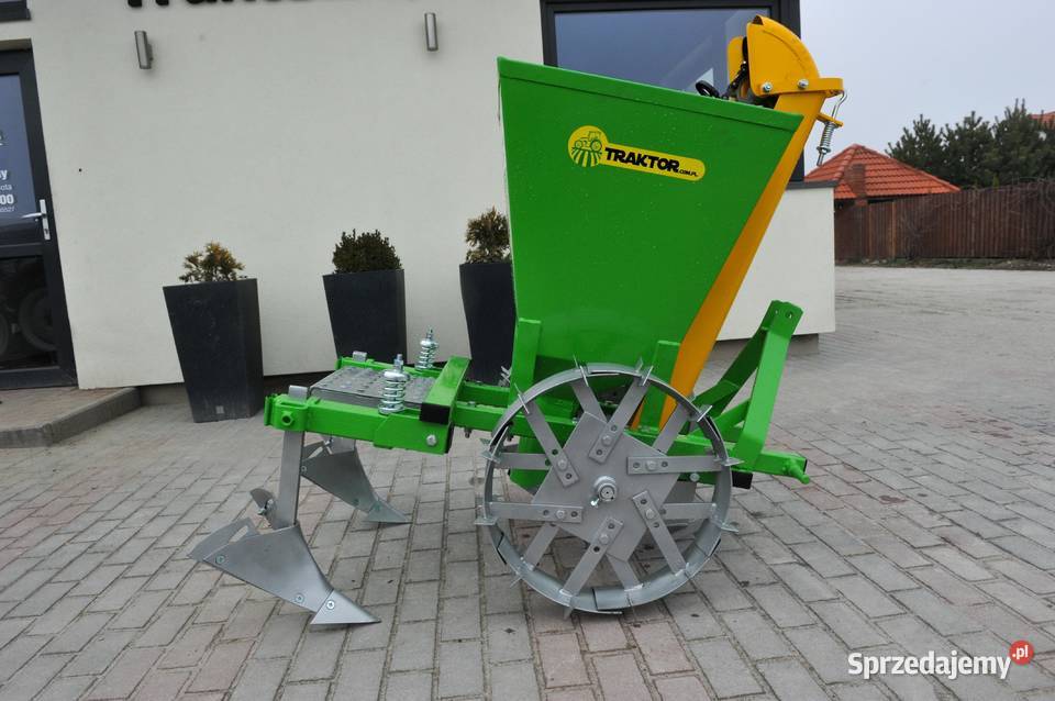 Sadzarka jednorzędowa do sadzenia roślin nieuszkodzony Maszyny rolnicze Tajęcina