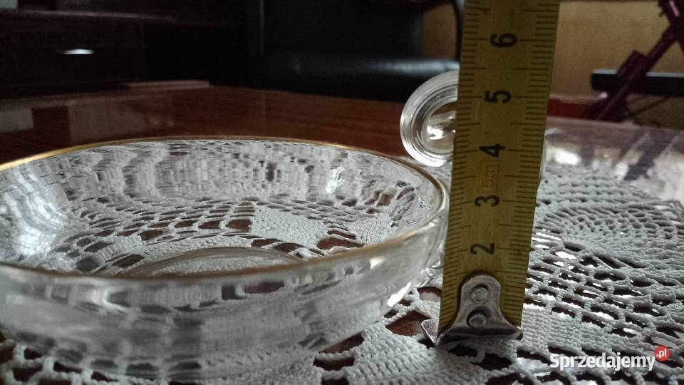 Antyczne naczynia miseczki