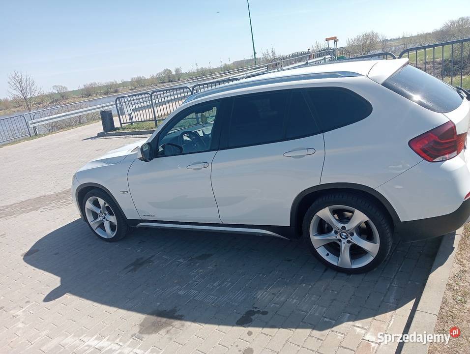 Piękne BMW x1 Rok produkcji 2010