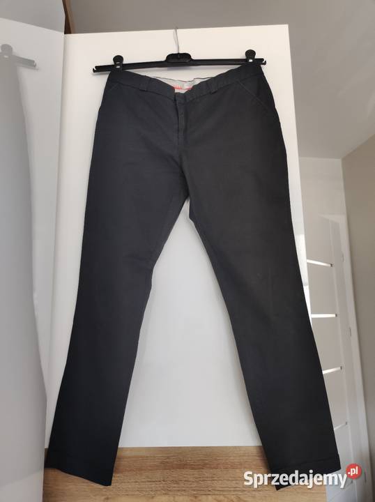 spodnie czarne eleganckie Promod