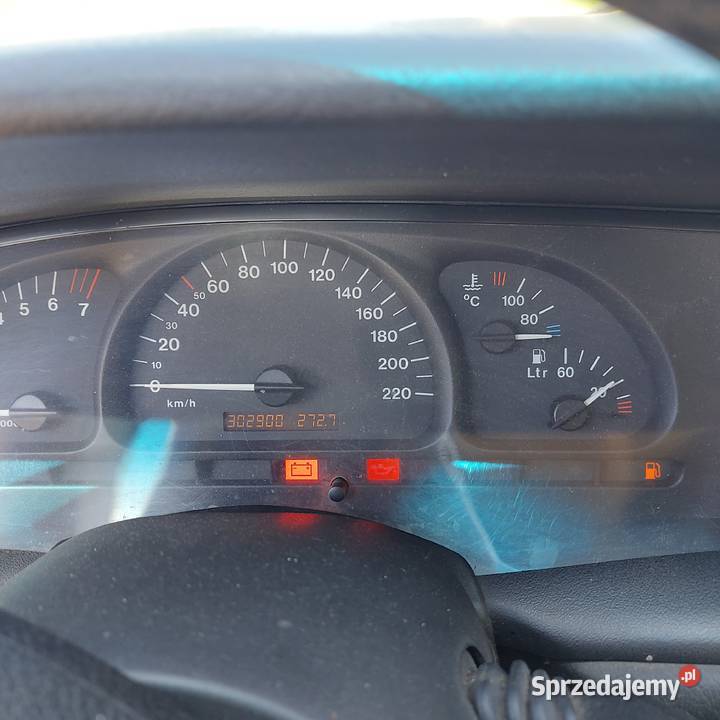 Sprzedam opla vectra b 16 łódzkie Kuźnica Zagrzebska