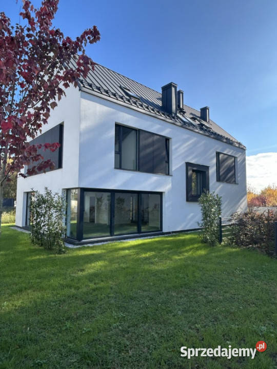 Duży dom WOLNOSTOJĄCY w bliźniaka Warszawa