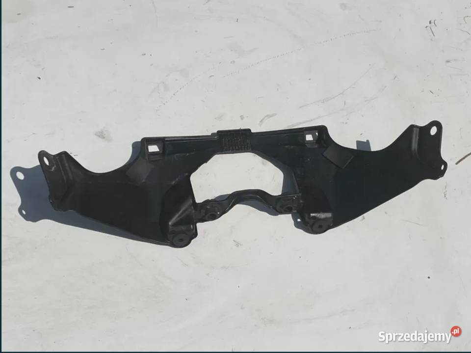 osłona obudowa owiewka łączenie baku Suzuki GSXS Ostrzeszów