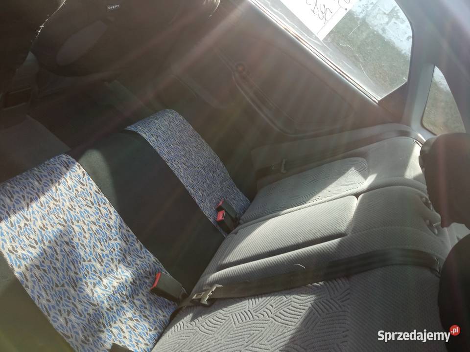 Toyota Avensis 20 Benzyna Liftback 1998 Rzeszów sprzedam