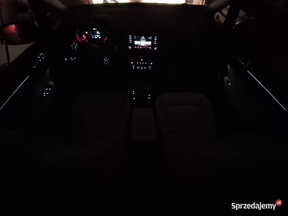 Golfsportsvan 16 tdi manualna Steklno sprzedam