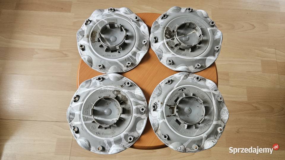 Dekielki VW Golf Passat Bora Touran 1T0 071 214 sprzedam