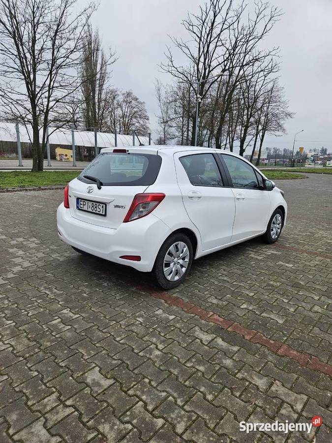Toyota Yaris III 2013 r 10 69 VVTi LPG wersja łódzkie Moszczenica