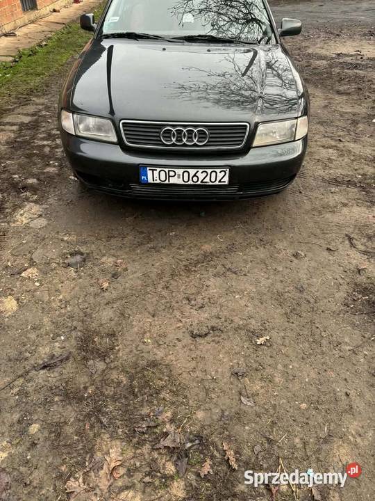 Audi A4 B5 16 Benzyna 1997r Sandomierz sprzedam