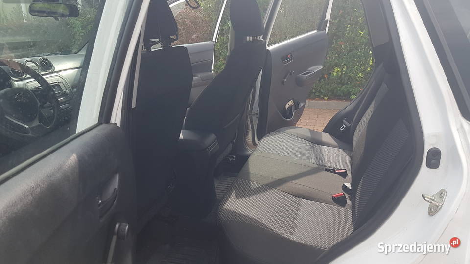 Suzuki Vitara 16 Comfort 2017 stan Warszawa sprzedam