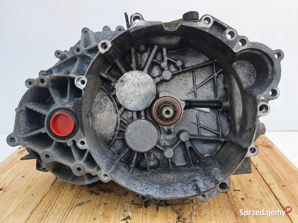 Volvo S80 II 25 T turbo SKRZYNIA BIEGÓW 30783236 osobowe Janów