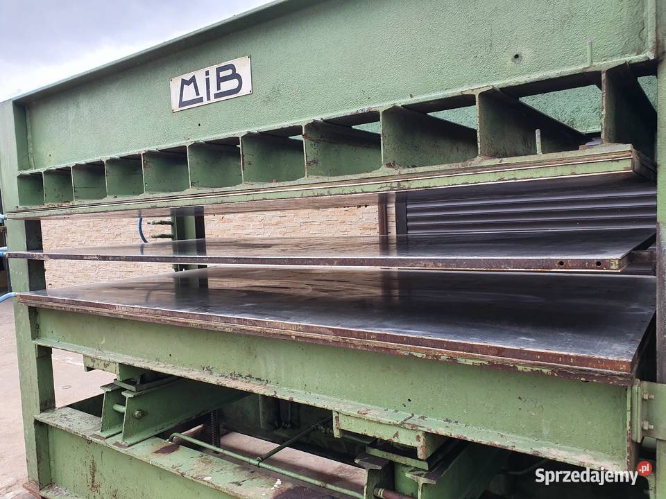 Prasa półkowa MIB stół 250x130 grzana wodą Produkcja Karsin