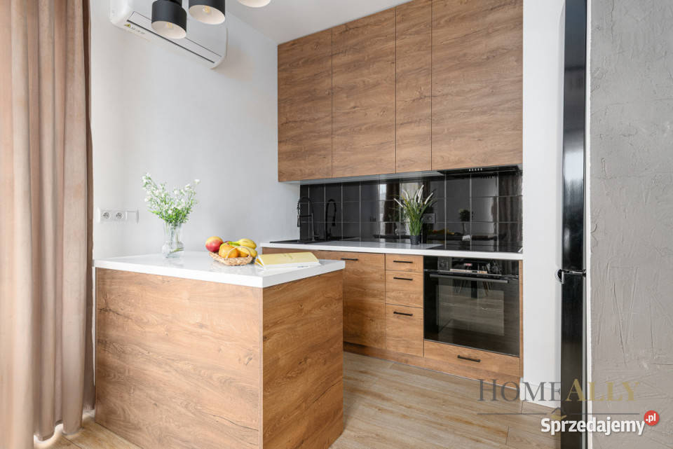 Mieszkanie 6103m2 Warszawa Rok budowy 2021