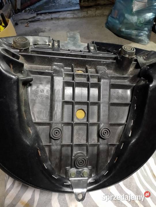 Siodełko Yamaha Drag Star 1100 nieuszkodzony Jaworzno