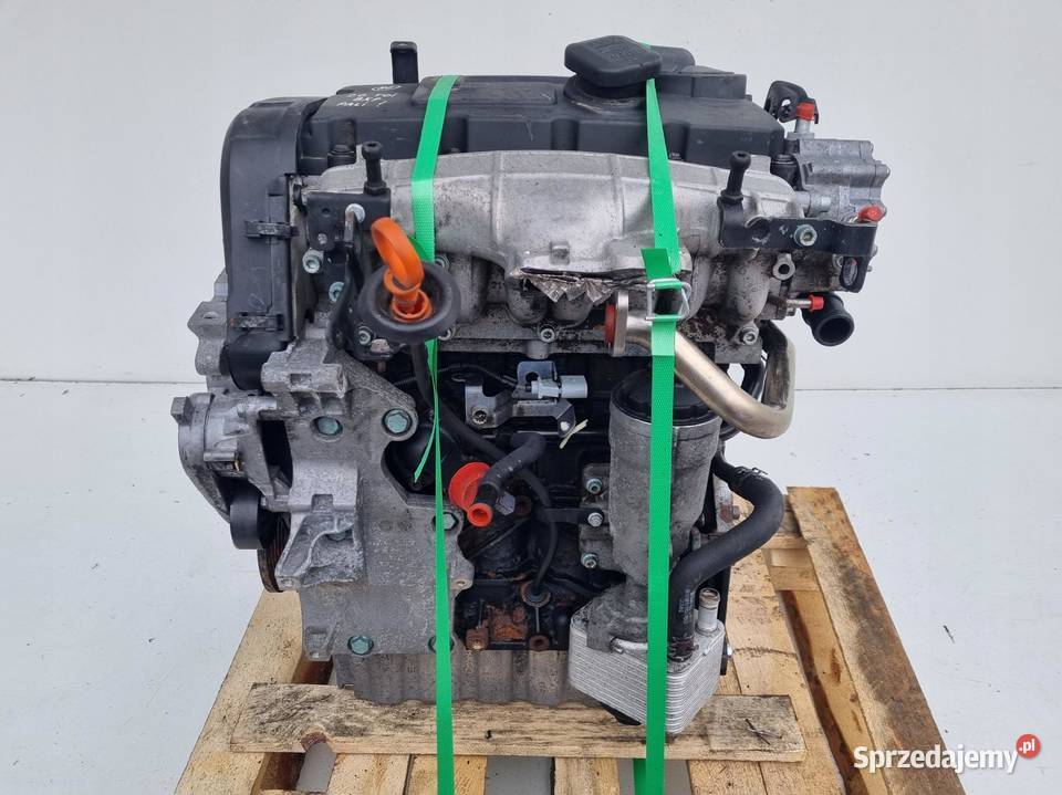 SILNIK KOMPLET VW Passat B6 20 TDI 140 ładnie Janów