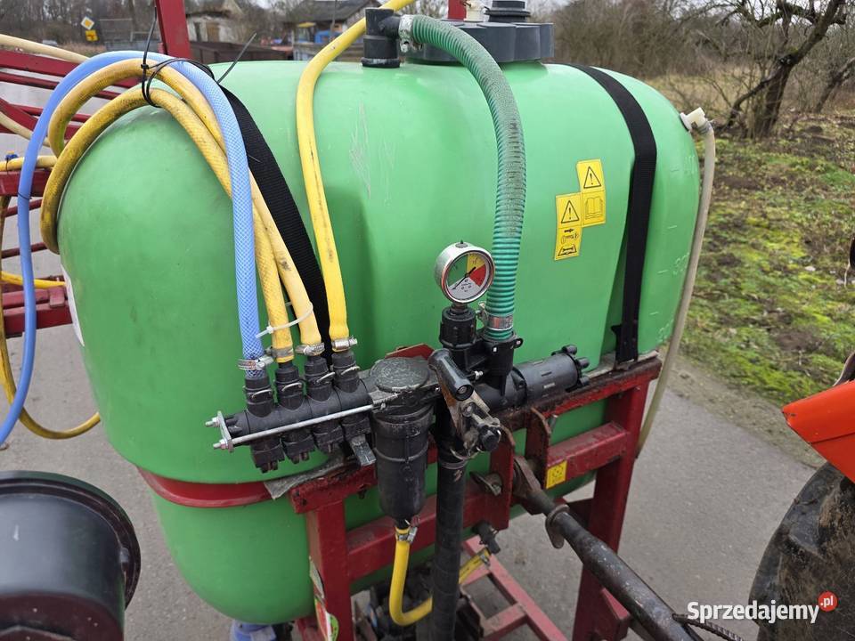 Opryskiwacz zawieszany 400L ramiona 12m Sandomierz sprzedam