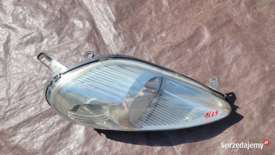 LAMPA PRAWA PRZÓD REFLEKTOR PRAWY FIAT GRANDE