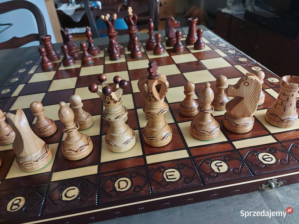 duże drewniane szachy 54x54 Logiczne