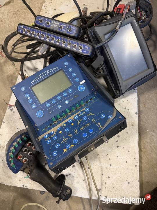 Opryskiwacz GPS suguip 21m 7sekcji 3200 l nieuszkodzony Maków sprzedam