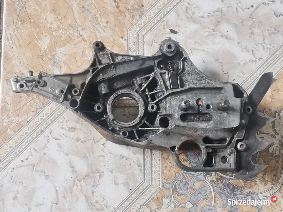 PILARKA SPALINOWA HUSQVARNA 560XP PRAWA POŁÓWKA