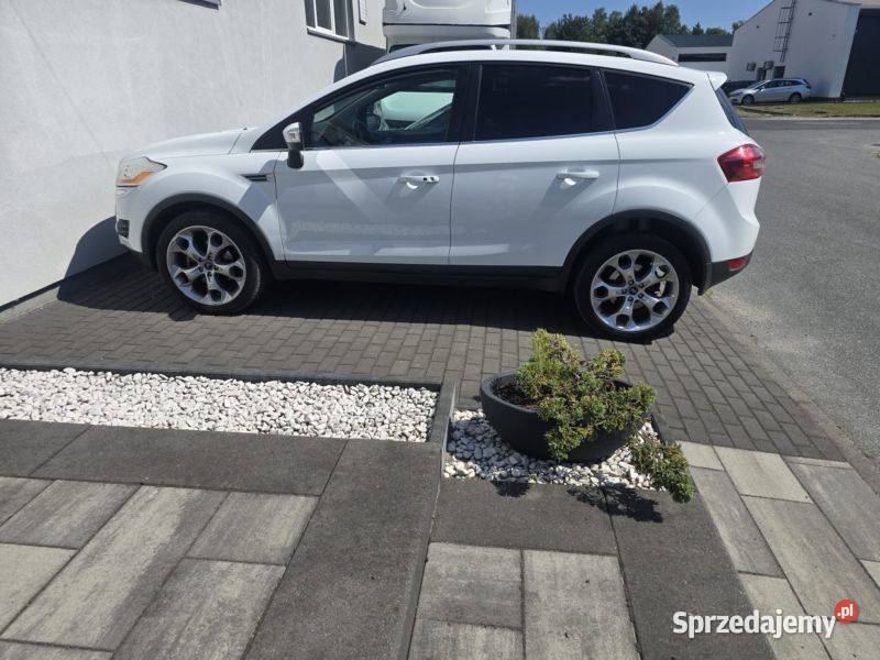 Ford Kuga r2012 bogata wersja 4x4 dach Chybie