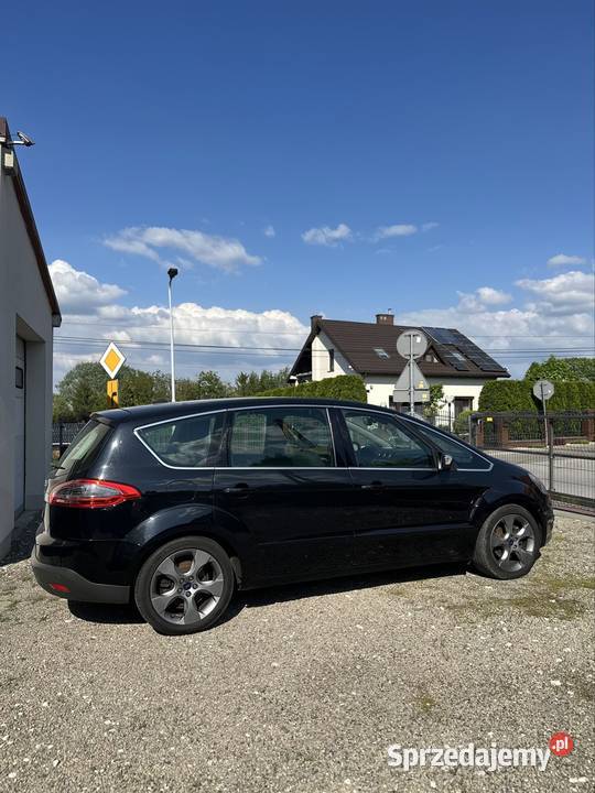 Ford S Rok produkcji 2010