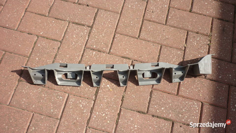 Ślizg zderzaka Tył Renault laguna 28200173055 Pobiedziska sprzedam