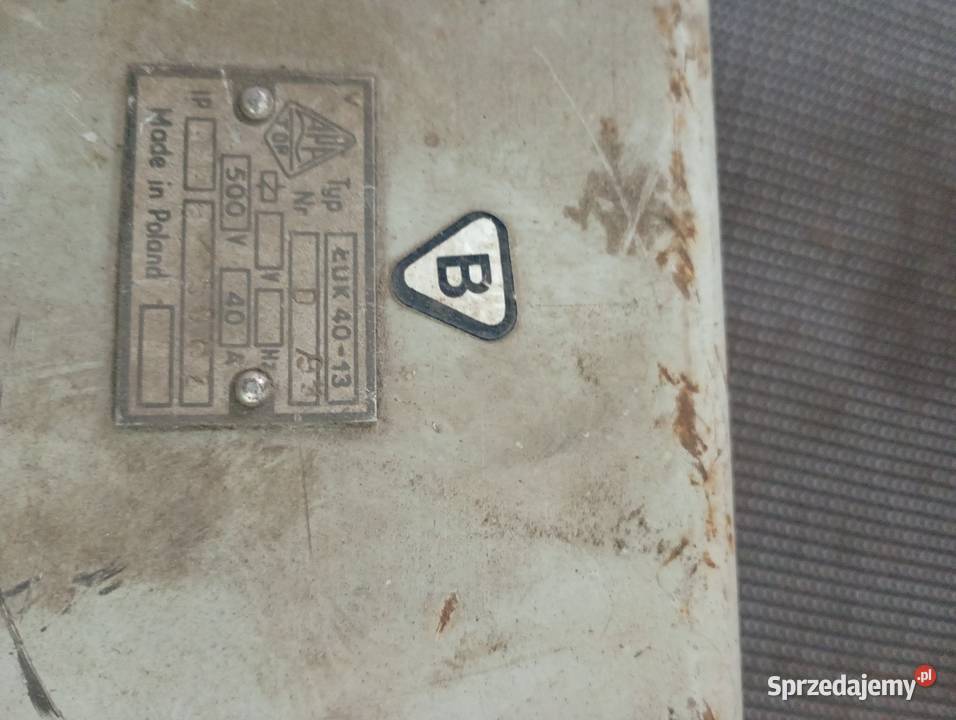 Przełącznik wyłącznik elektryczny