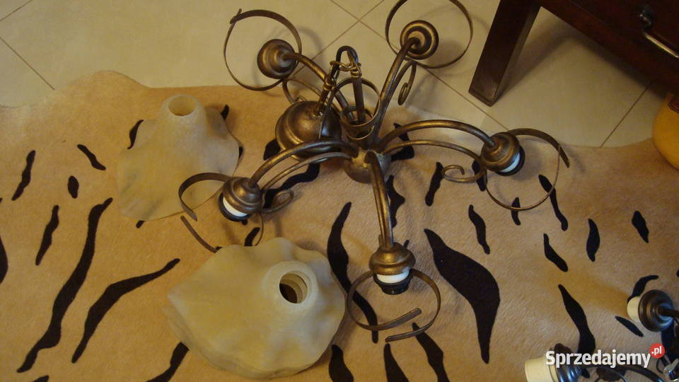 Żyrandole cztery sztuki eleganckie nieużywane Warszawa