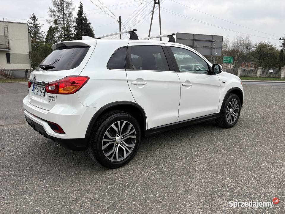 Salon BezwypKlima kameraI właścicelXenonyVAT 23 Libiąż sprzedam