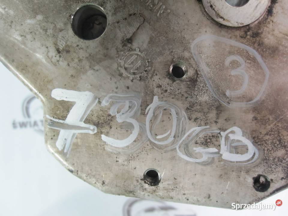 VITO W639 30 CDI LIFT 12r 642890 642890 pompa Rok produkcji 2012 Kielce