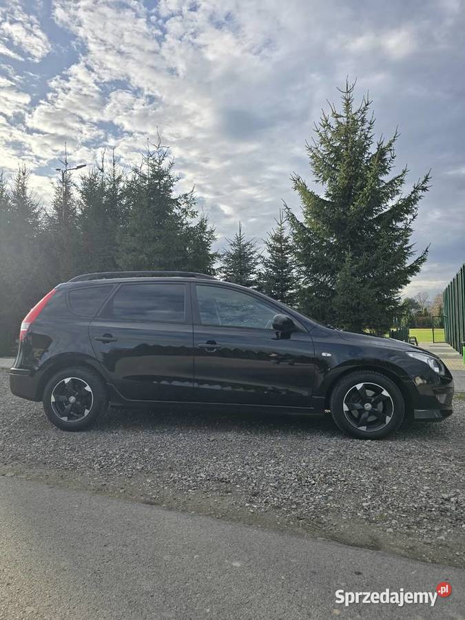 Hiundai i30 16crdi 116 2011r Szopinek