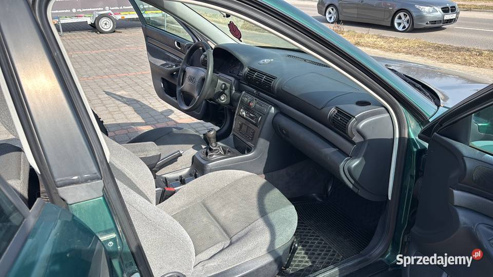 Sprzedam Audi A4 B5 1997 16 BG klima Łomża