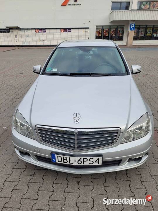 Sprzedam Mercedesa W204 sprzedam