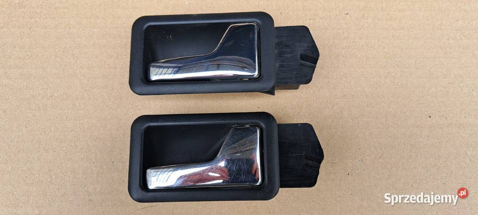 Klamka drzwi wewnętrzna prawa 893836020 Audi 80 osobowe pomorskie Luzino sprzedam