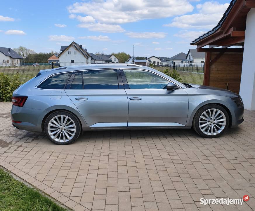 Skoda Superb III 20 LK 20TSI 280 osoba prywatna Superb Śrem