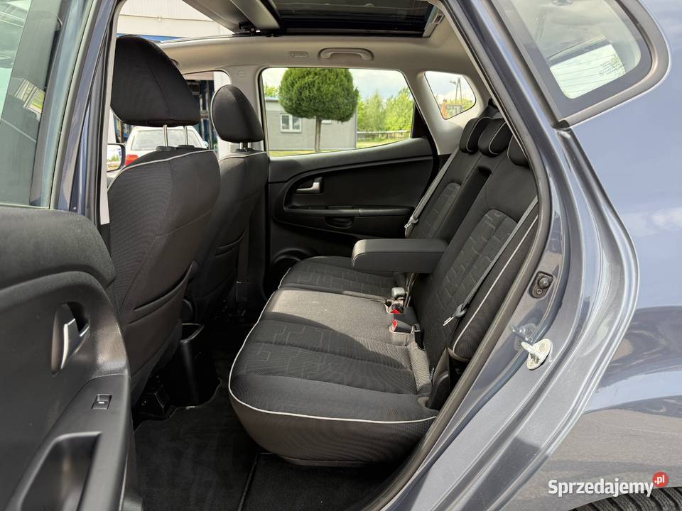 Kia Venga 16 BENZYNA Klimatronik Podgrzewane Konin