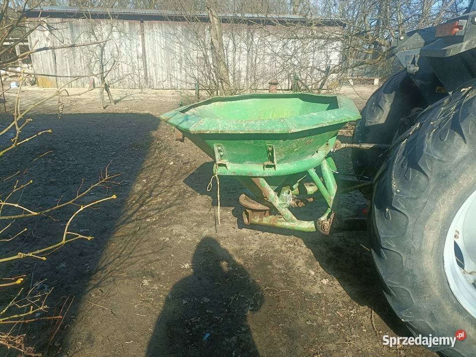 Rozsiewacz dwu talerzowy Amazone 1518m Piastów