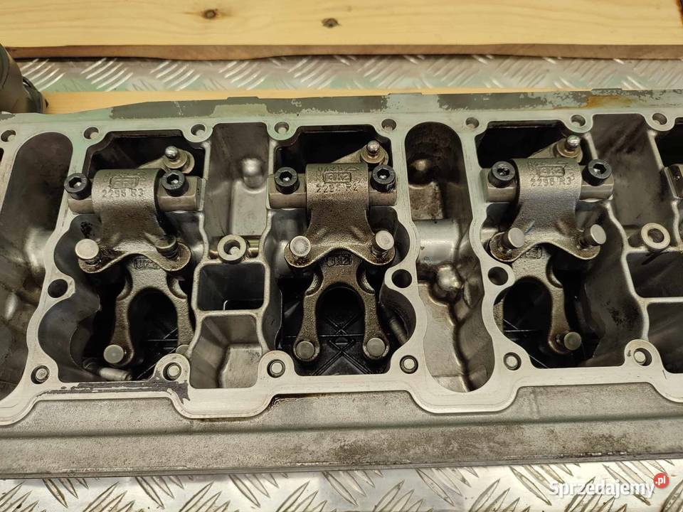 Pokrywa zaworów Fendt 716 Vario 04250595R