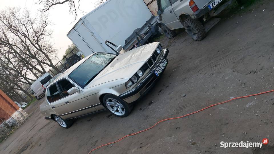 Bmw e32 730 manual Sedan / Limuzyna Kołbaskowo