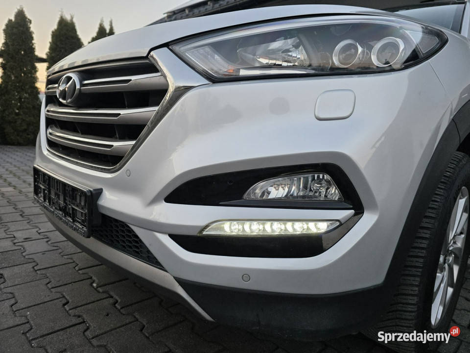 Hyundai Tucson manualbezwypadkowykamera asystent pasa ruchu Żabno sprzedam