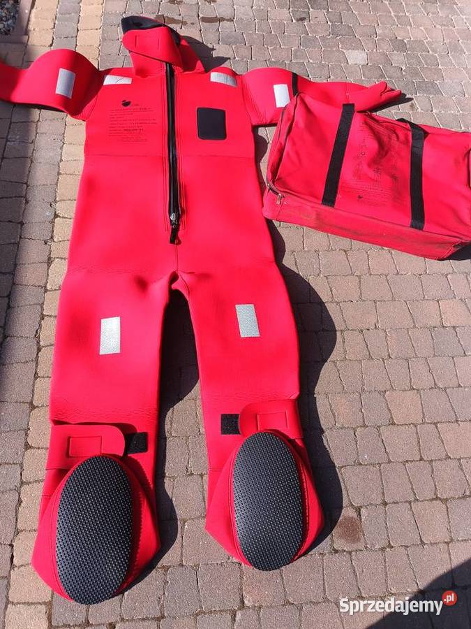 Kombinezon ratunkowy