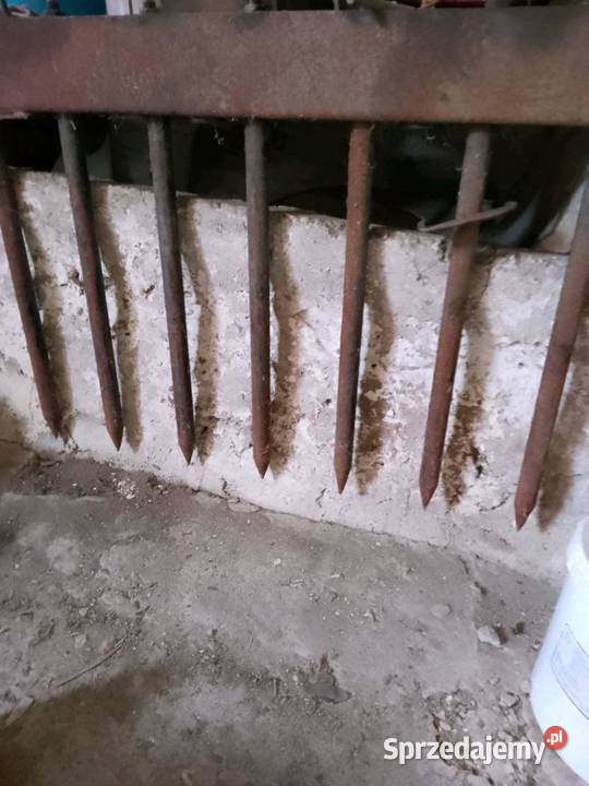 TUR T261 nieuszkodzony Ładowacze czołowe Skotniki