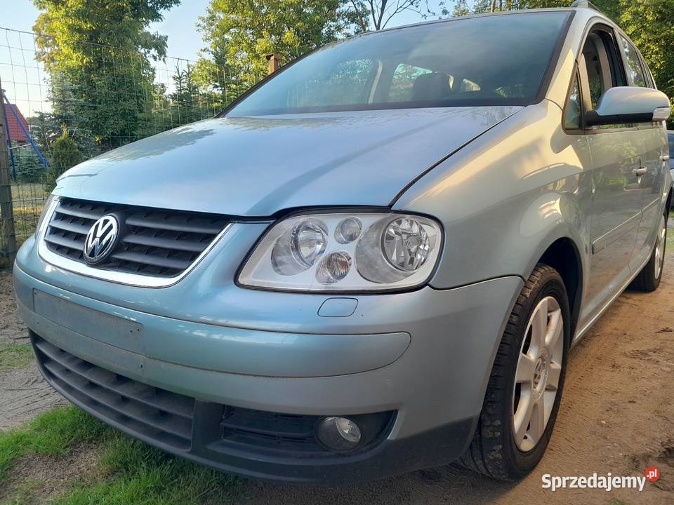 VW Touran 20FSI 150 z de climatronic zadbany alu 4/5 Touran