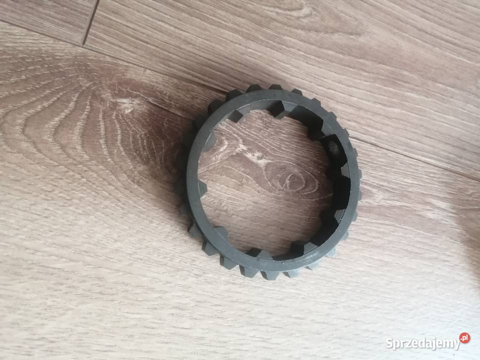1341176C1 pierścień WOM case MX maxxum 5120 5130 Kośmidry